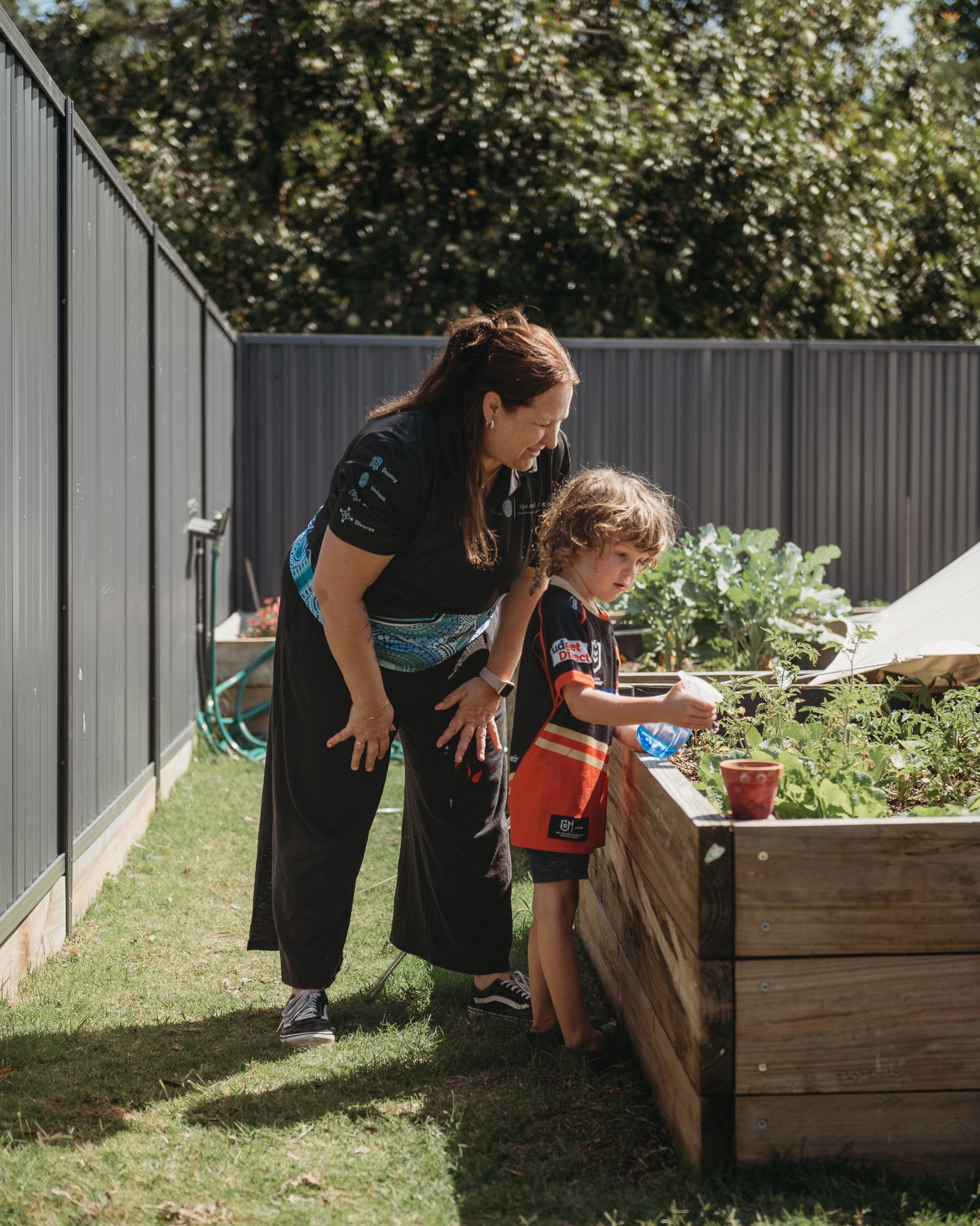 what does an allied health assistant do